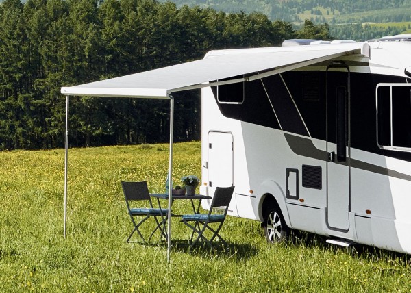 Thule Omnistor 5200 with Motor