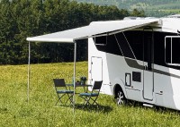 Thule Omnistor 5200 with Motor