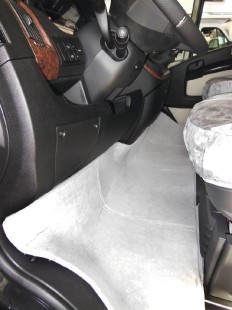 Footwell Insulating Mat